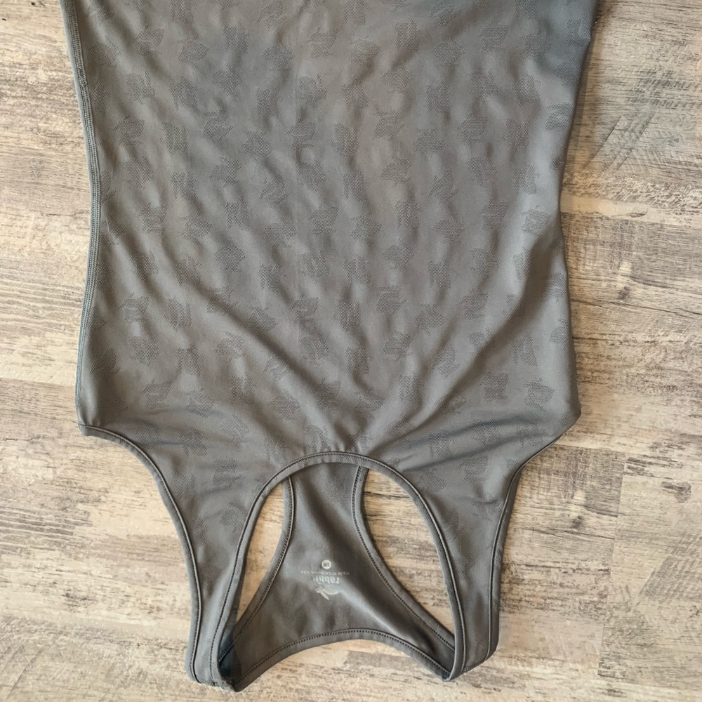 rabbit tank top